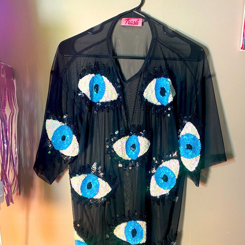 Discount Universe Med Large Australian Designer Art Piece Rare Sequin Eye Blouse